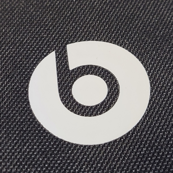 Genuine Beats by Dre Solo2/Solo3 Black/White *Case Only* - Picture 7 of 11